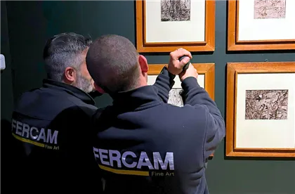 Alla GAM di Torino si chiude una stagione: FERCAM Fine Art coordina il disallestimento simultaneo di tre mostre